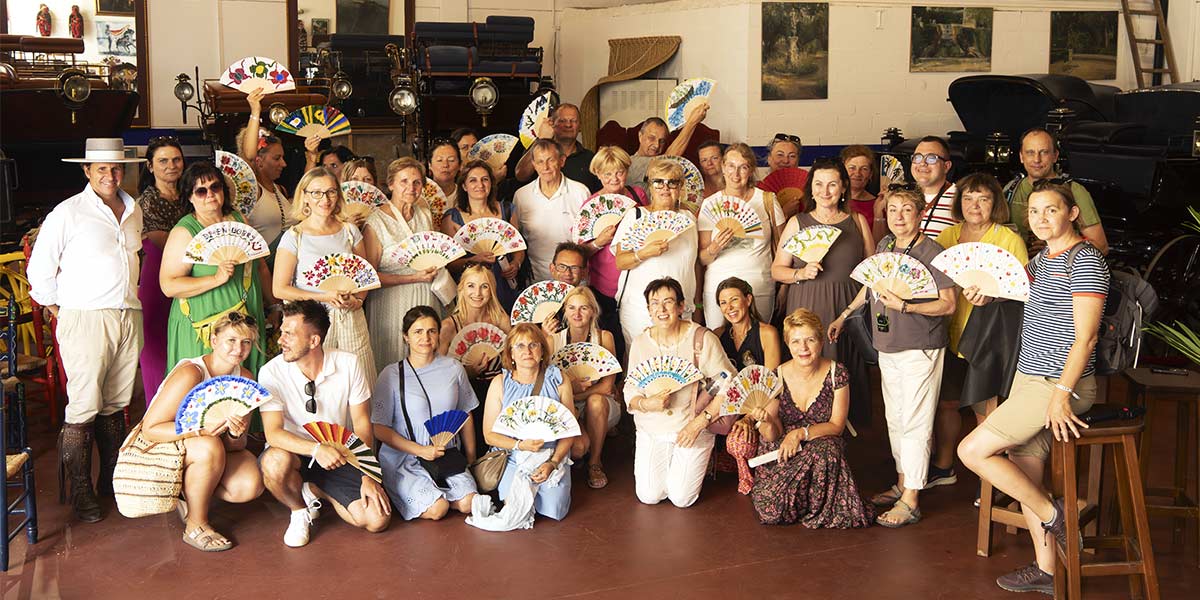 portada un evento con mucho arte con este taller de abanicos